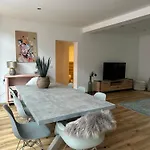 No 9 Apartment